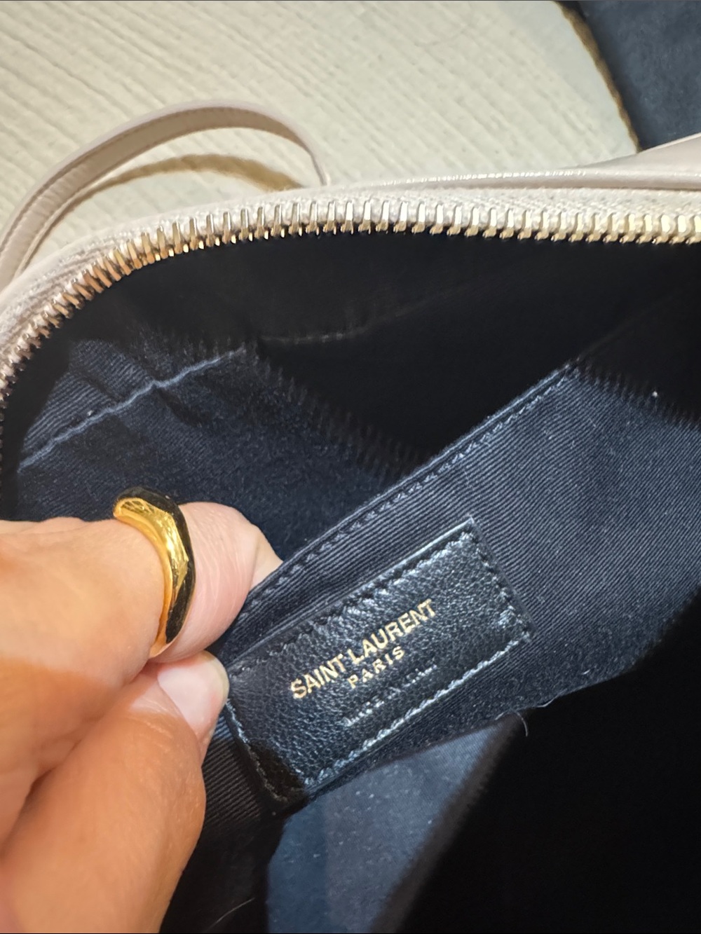 Yves Saint Laurent nude Quilted Lou Camera Bag with Tassel - Picture 17 of 17